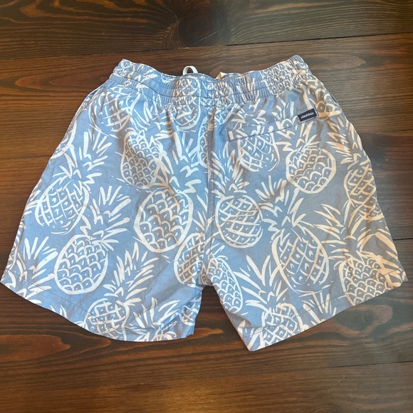 Chubbies men’s pineapple swim trunks size s - Picture 2 of 4